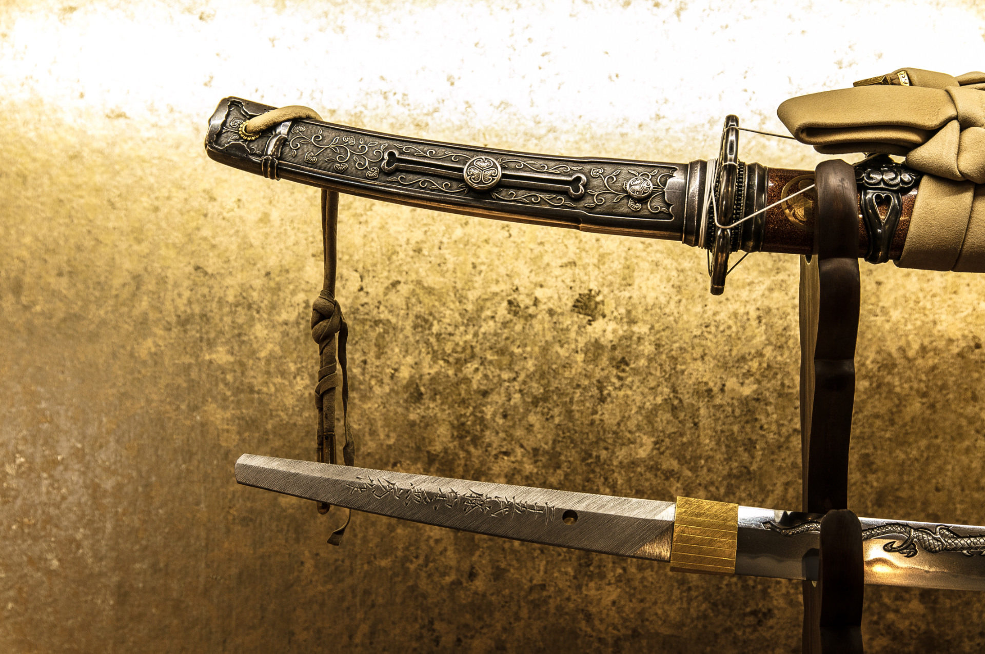 日本刀の柄の写真,刃物屋三秀 関刃物ミュージアム